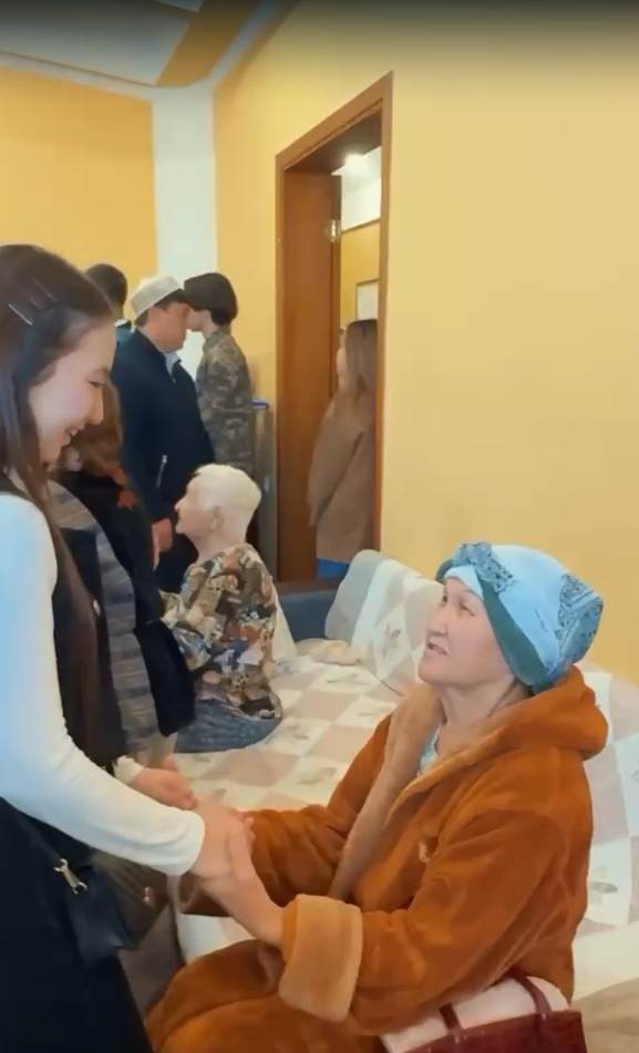 Бүгін,  Қайырымдылық күні:”Қайырымдылық-жылы жүректен” акциясымен